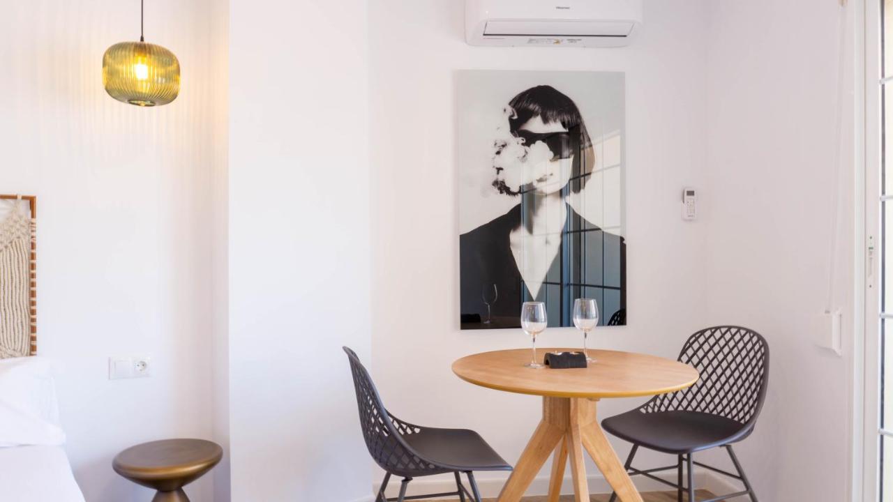 Apartment Carihuela Beach Malaga Torremolinos Exterior photo